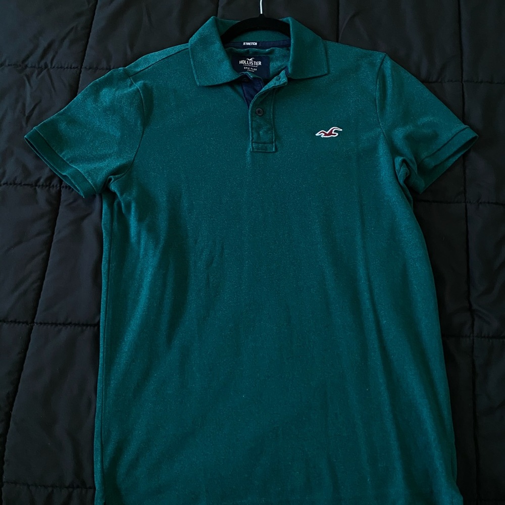 Hollister polo
